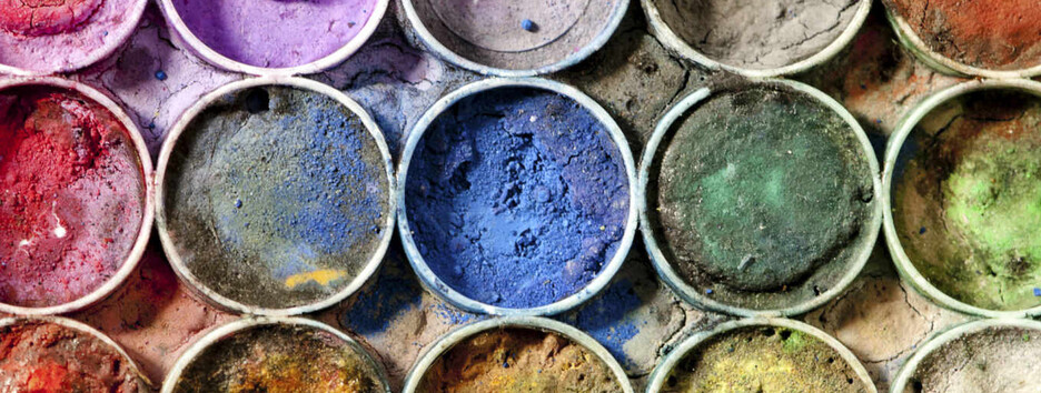 Кабмин полностью запретил в Украине краску со свинцом 