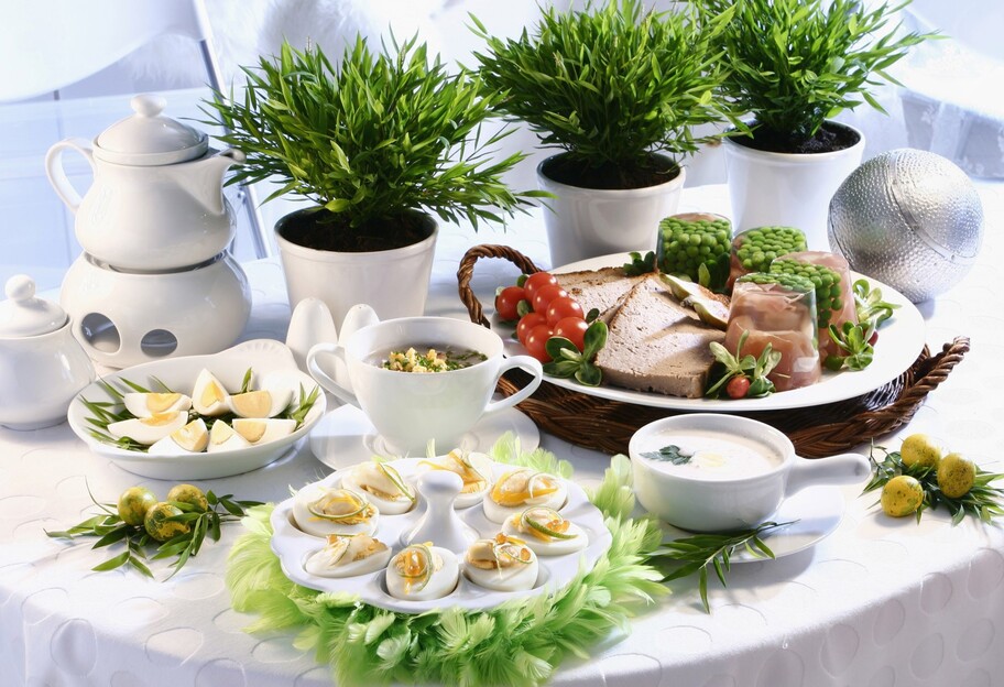 Пасха 2021 - салаты на праздничный стол, рецепты с фото - фото 1