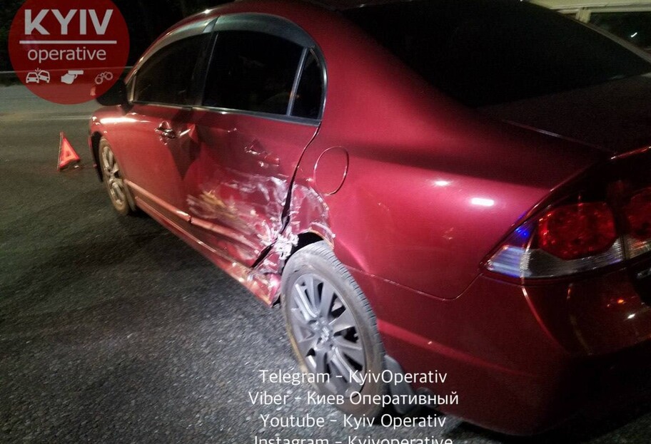 ДТП в Киеве - от удара женщина получила серьезные травмы - фото 1