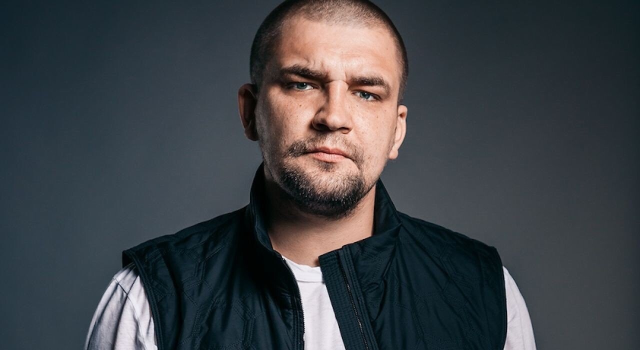 У центрі Києва охорона російського репера Басти напала на чоловіка за питання про Крим - відео фото