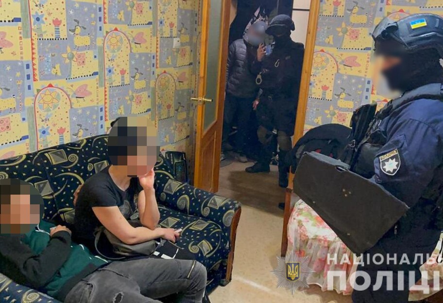 Вбивство у Харкові - з'явилися фото молодої пари і підозрюваного - фото 1