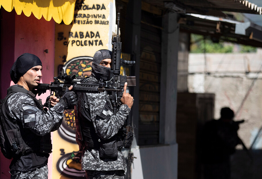 Перестрілка в Ріо-де-Жанейро - вбито 25 осіб, серед яких один поліцейський - фото, відео - фото 1
