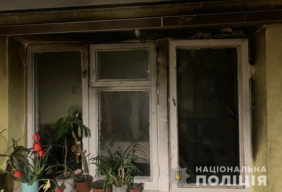 Пожар в Киеве - мужчина поджег балкон после ссоры с женой - фото 1
