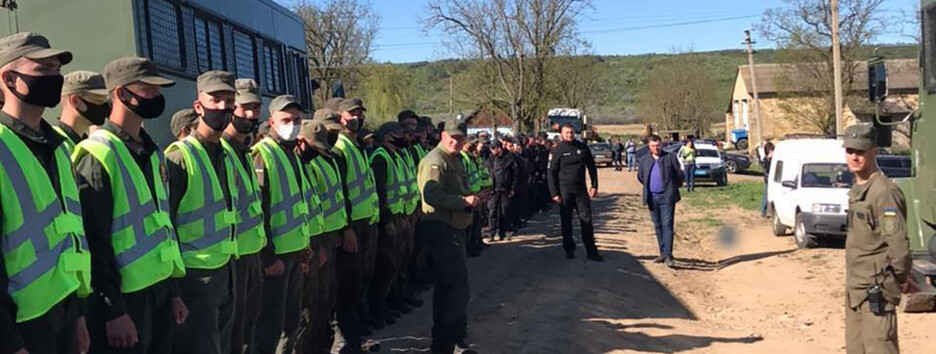 Искали всю ночь: в Одесской области 4-летний ребенок ушел из дома (фото)