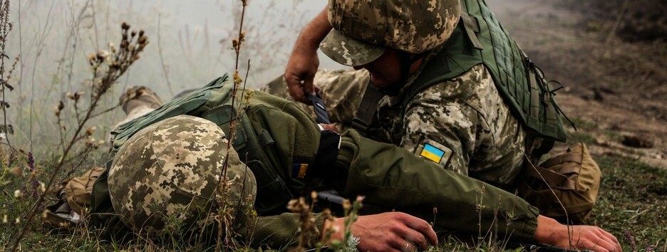 На Донбассе оккупанты ранили украинского военного