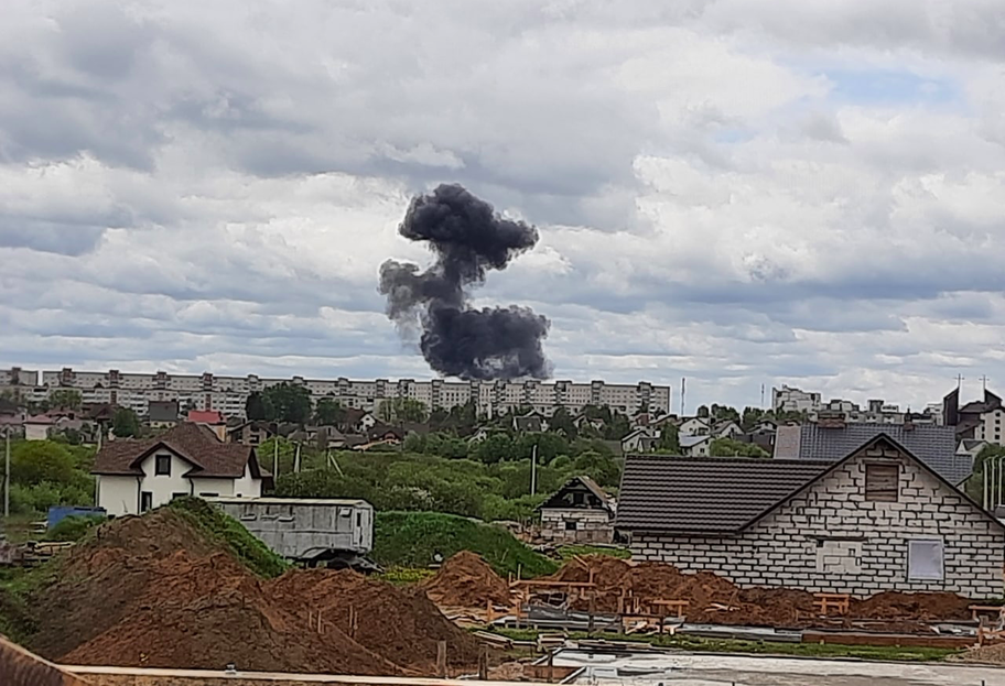 Крушение самолета в Беларуси попало на видео - фото 1