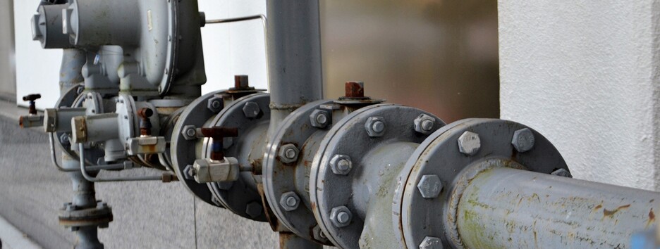 У Києві сталася серйозна аварія, 20 будинків та дитсадки залишились без води (фото)