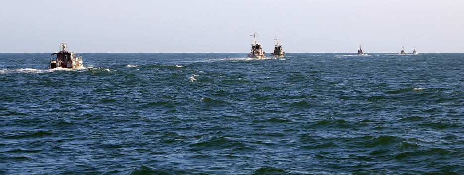 В Азовському морі стріляли з гармат: Україна вивела на навчання групу кораблів