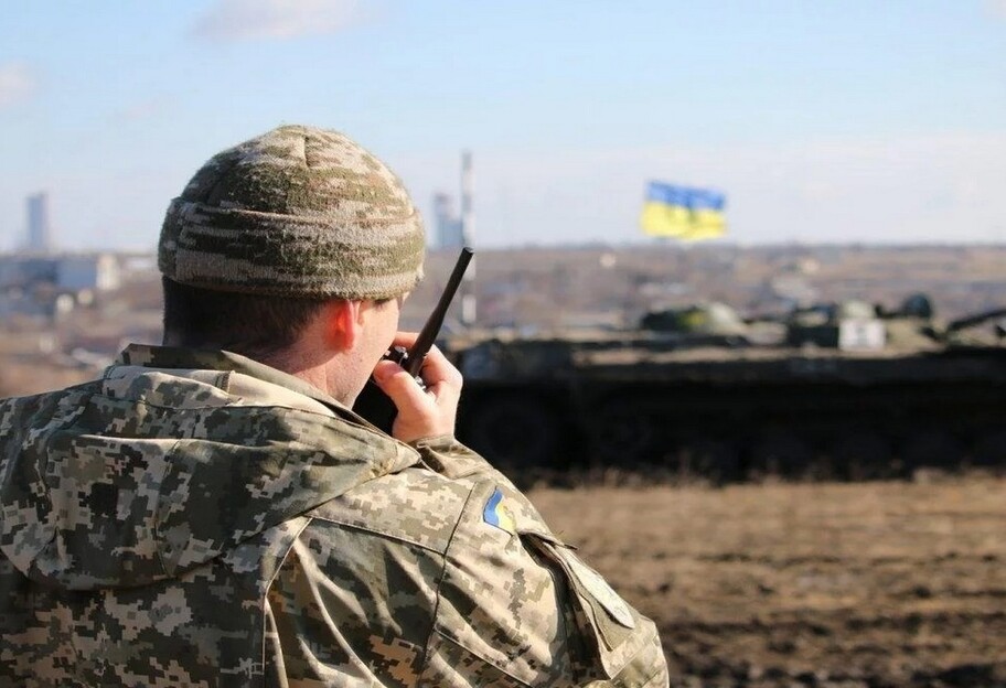 Война на Донбассе - новое видео обстрела позиций 