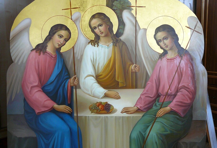Троица 2021 католическая – что нельзя делать, обычаи и поздравления - фото 1