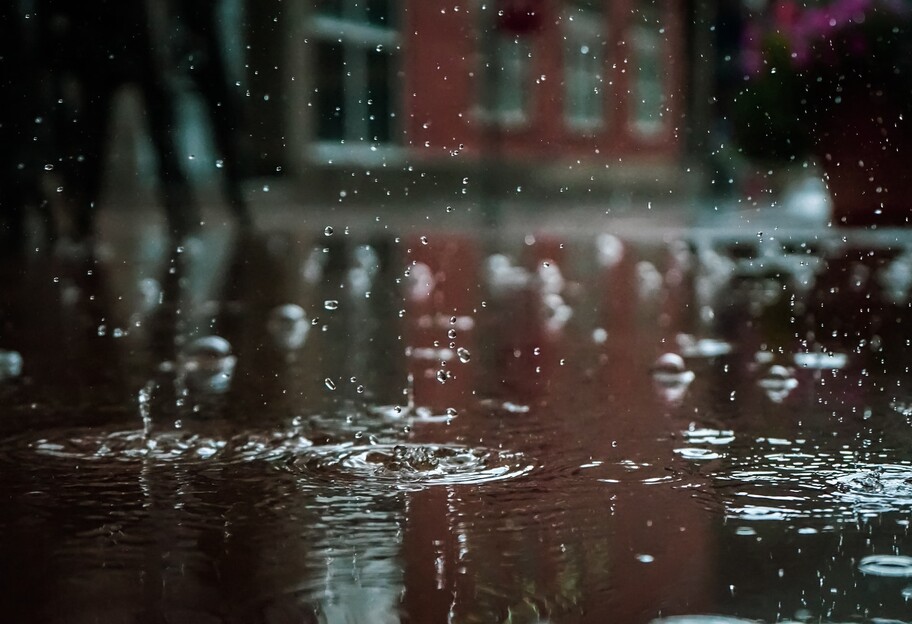 Погода в Україні на вихідні - на День Києва пройдуть дощі з грозами - фото 1