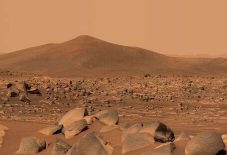 Марсохід Perseverance провів на Марсі 100 днів: кращі фото Червоної планети