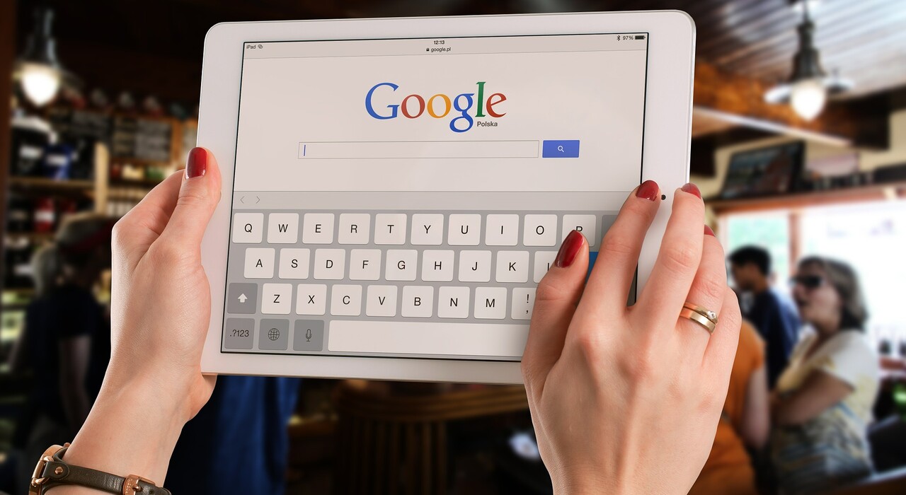 Новий "податок на Google": що подорожчає для звичайних українців фото