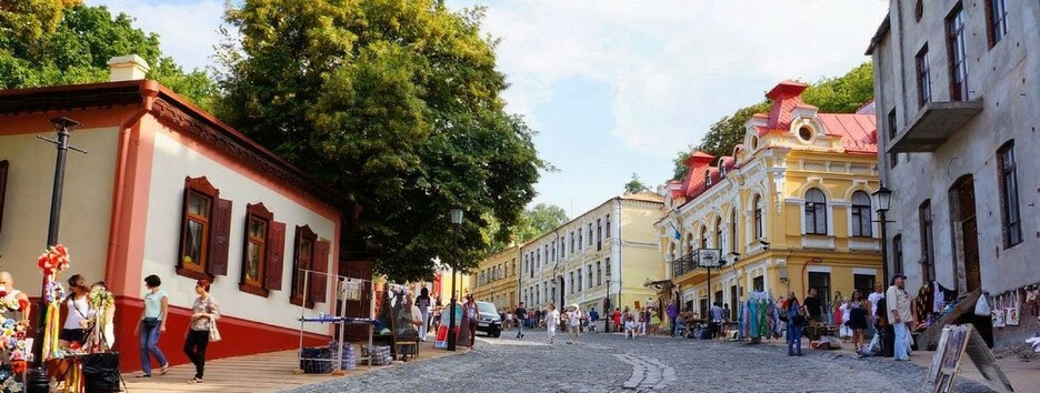 В Киеве переименовали ряд улиц и дали названия двум площадям