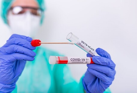 Ученые выявили осложнение после коронавируса, вызывающее паралич