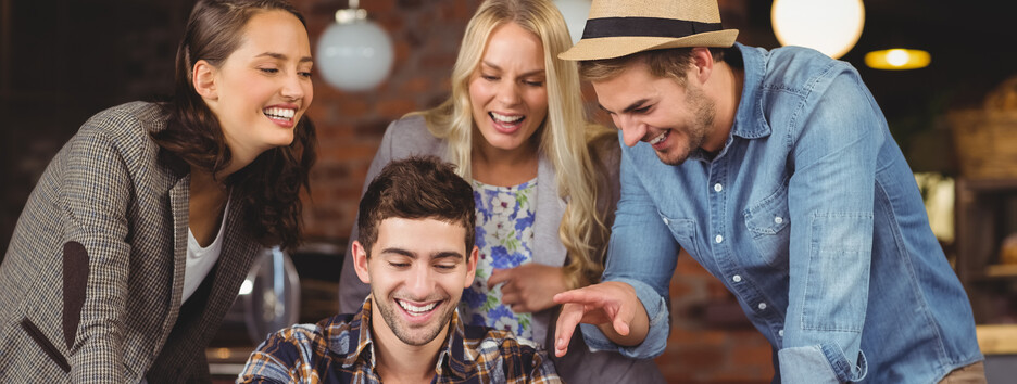 День друзей: как приятно удивить товарищей, ТОП-5 приколов