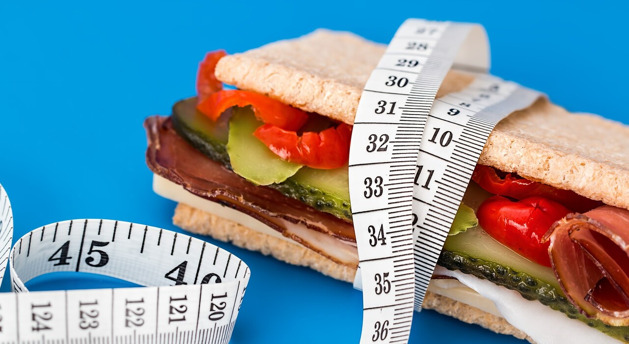 Безпечне схуднення: медики назвали 4 кращих дієти 2021 року