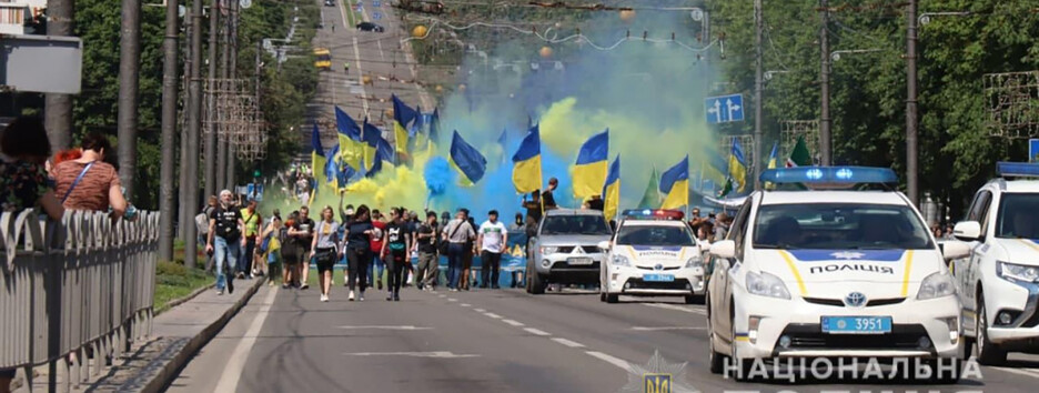 Маріуполь відзначив сьому річницю визволення від терористів (фото, відео)