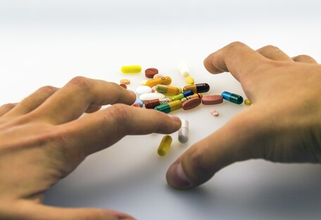 Поддельные лекарства на полках аптек: как распознать и куда жаловаться