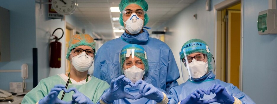 З Днем медика! Щирі побажання у віршах, прозі і картинках