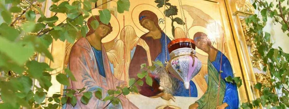 Трійця в Україні: трансляція богослужінь у прямому ефірі