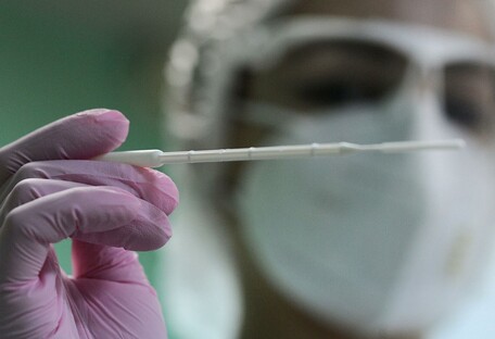 Індійський штам коронавірусу може швидко поширитися в Україні - вчені