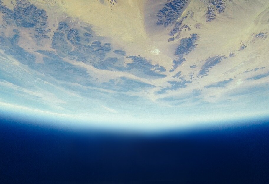 Польоти в космос - Space Perspective буде возити туристів у стратосферу Землі  - фото 1