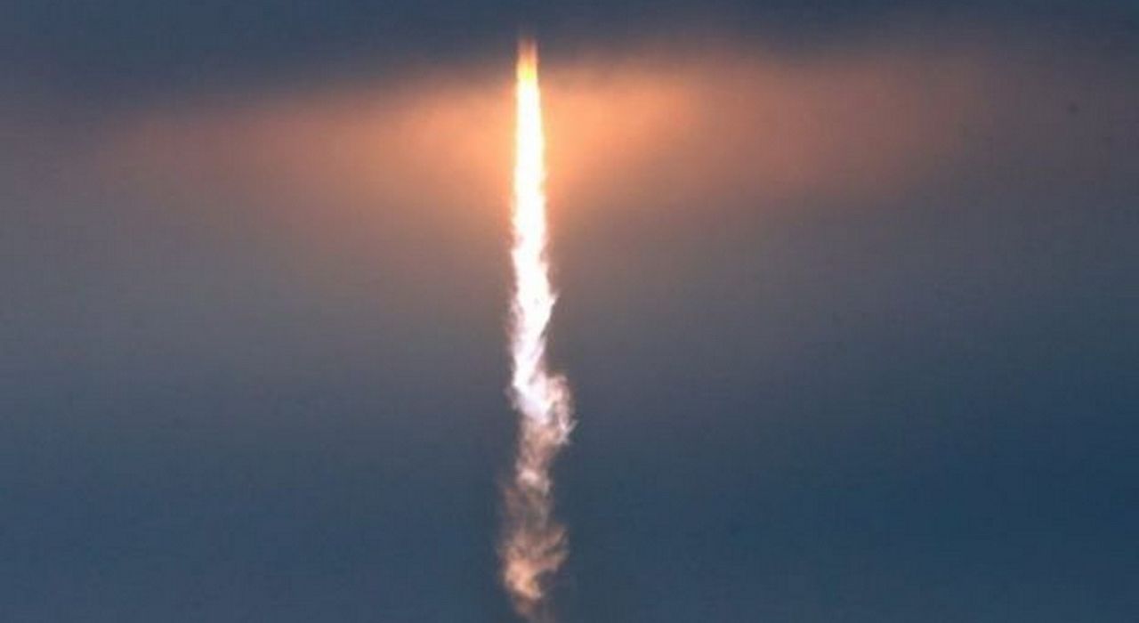 SpaceX успешно запустила ракету после субботнего промаха