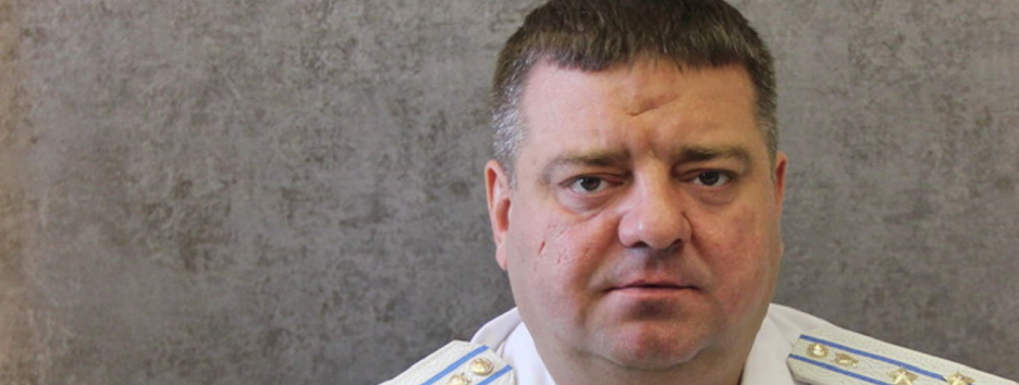 Депутат Харьковского горсовета купил два элитных авто за 3,3 млн грн