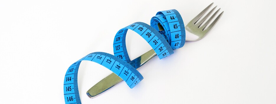 Переривчасте голодування або ліміт калорій: лікарі розповіли, що краще для схуднення