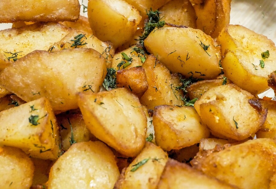 Чи корисна картопля - вчені розповіли про користь картоплі для людини - фото 1