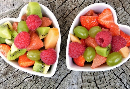 Комаровський пояснив, скільки фруктів можна їсти дітям