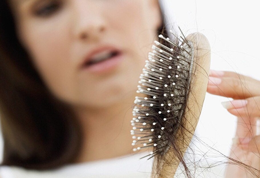 Выпадают волосы – почему это происходит, что делать, диетолог дала советы - фото 1