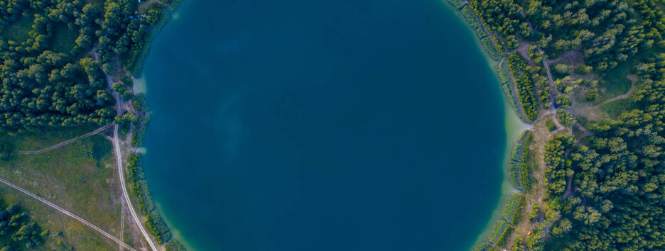  В Чернобыле нашли озеро идеальной формы (фото)