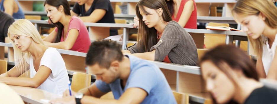 Поступаем в вуз: какие документы нужны в Украине и примеры заявлений