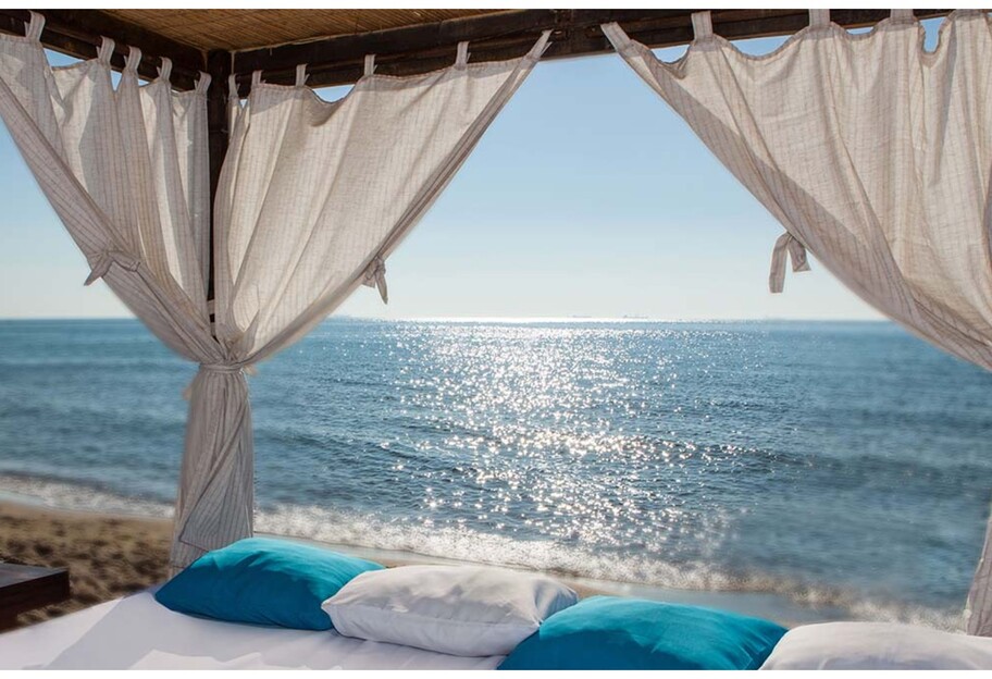 Пляжі Одеси - скільки коштує відпочити на березі біля моря - фото 1