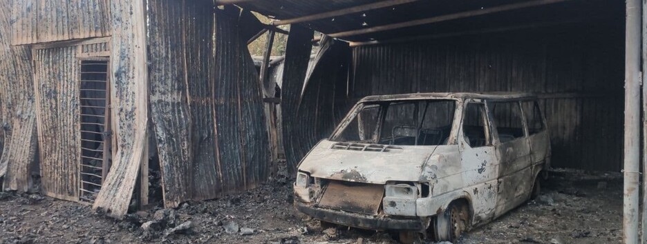 На Донбассе погиб украинский военный - снаряд уничтожил авто (фото)