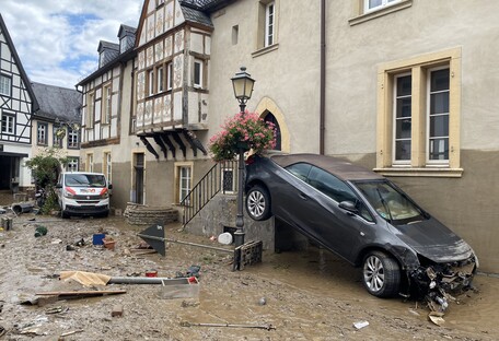 Загинули як мінімум 80 чоловік: нові фото катастрофічної повені у Німеччині