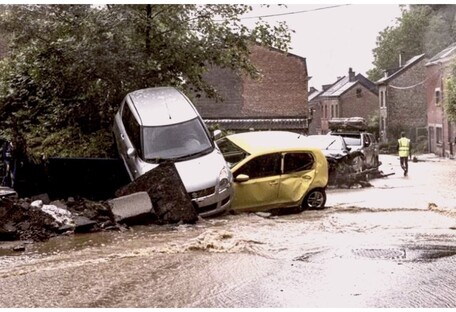В Европе стихийное бедствие: десятки людей погибли и пропали без вести (фото)
