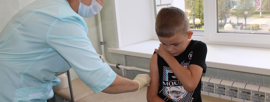 В Украине разрешат вакцинировать детей от COVID-19 по рекомендации врача