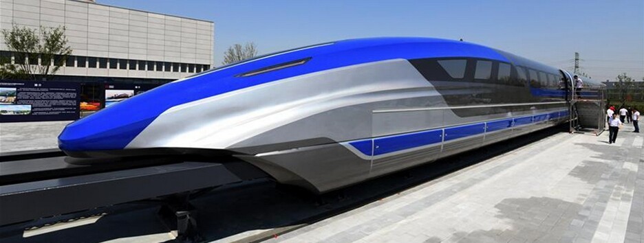 В Китае выпустили маглев-поезд, разгоняющийся до 600 км/ч (видео)