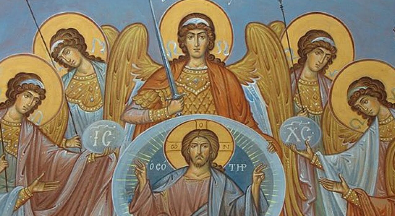 Собор Архангела Гавриила: молитвы, которые помогут близким фото