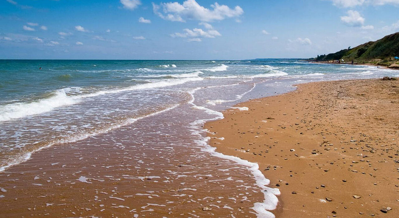 Отдых на Азовском море: фото популярных курортов и сколько они стоят фото