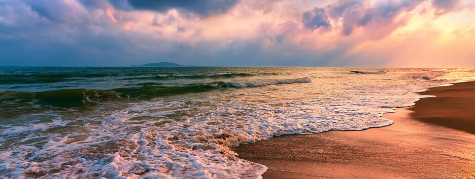 На Азовському морі врятували шістьох людей: вони не могли дістатися берега