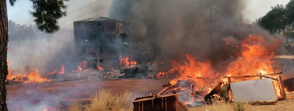 Вогняна пастка: українці у Туреччині розповіли про масштабні пожежі (карта і фото)