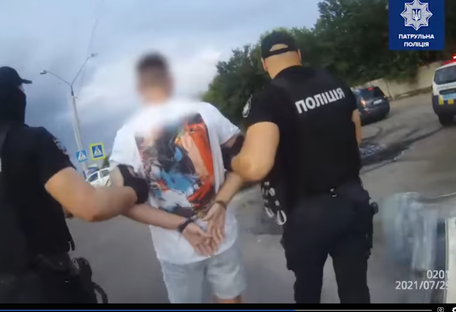 Спецоперация на одесской трассе: задержали водителя, сбившего мальчика (видео)