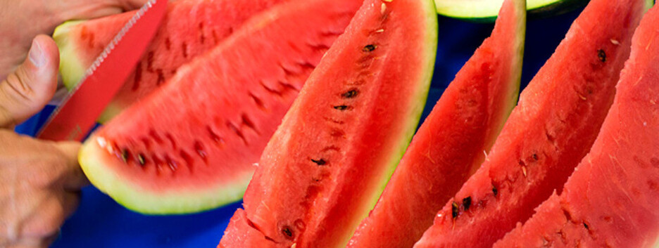 Сьогодні День кавуна: три прості, але смачні рецепти (фото)