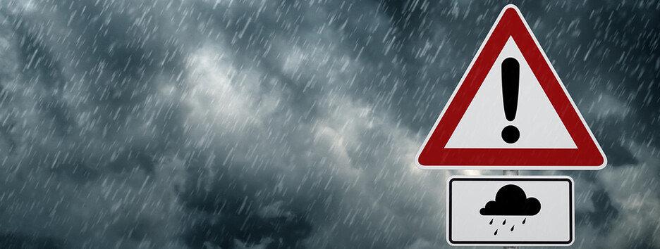 Град, шквалы и грозы: в Украине объявлено штормовое предупреждение