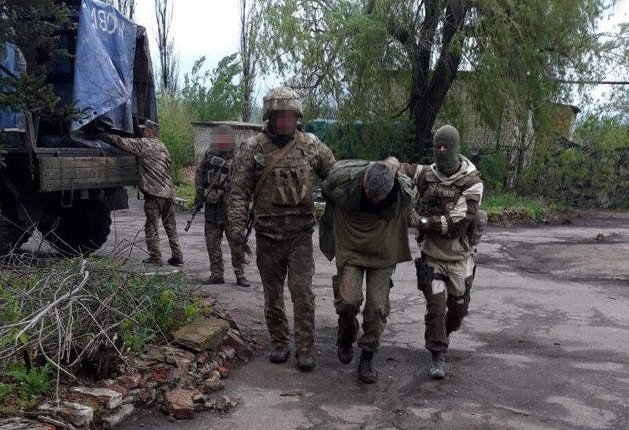 Война на Донбассе - боевика посадили на 10 лет  - фото 1