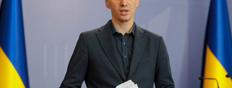 В Україні понад 1000 випадків коронавірусу на добу: чи буде локдаун